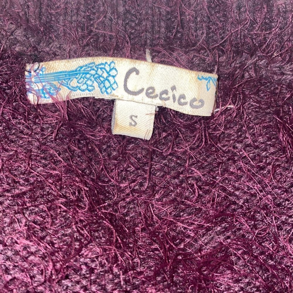 ✨ Fuzzy Lace Trim Sweater✨ - Picture 6 of 6